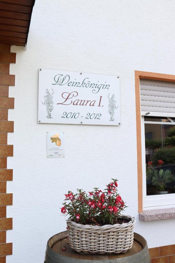 Weingut Und Gaestehaus Wolfgang Beth Kinheim المظهر الخارجي الصورة